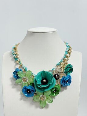 🆕️ Blue & Green Flower Chain Necklace NWOT